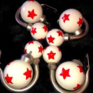 Pottery Barn Kids Red Stars Ceramic‎ Ball 8-PC Finials and  Curtain Holdbacks